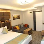 Hotel Grand Kavi 3*