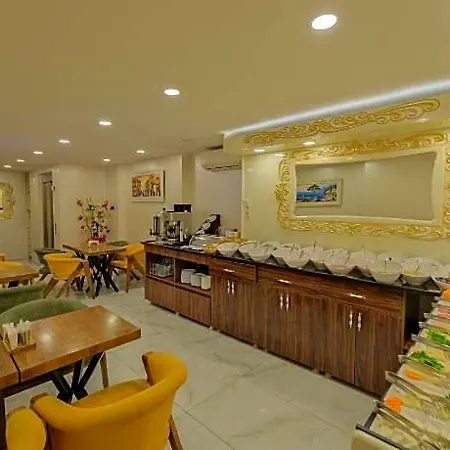 Grand Kavi