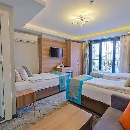 Hotel Grand Kavi 3*