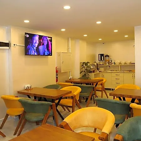 Hotel Grand Kavi 3*