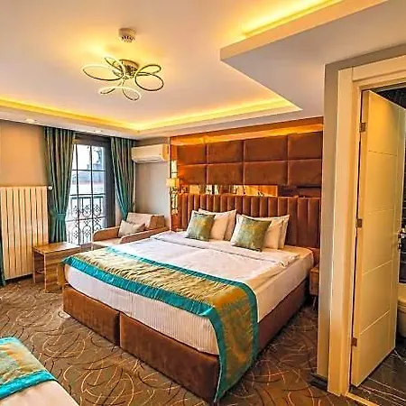 Hotel Grand Kavi