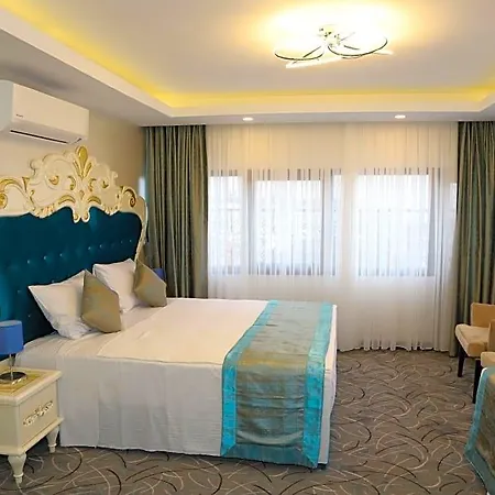 Hotel Grand Kavi