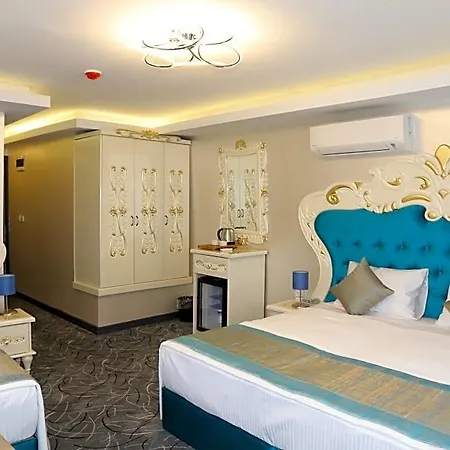 Hotel Grand Kavi 3*