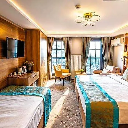 Hotel Grand Kavi