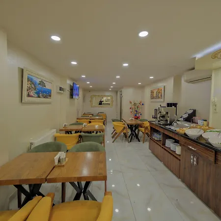 Hotel Grand Kavi