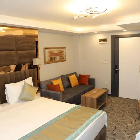 Hotel Grand Kavi