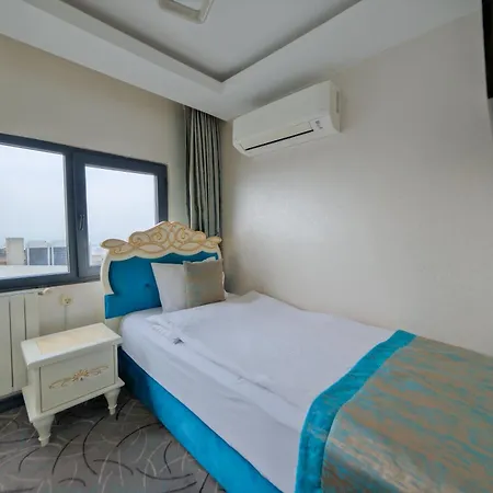 Hotel Grand Kavi