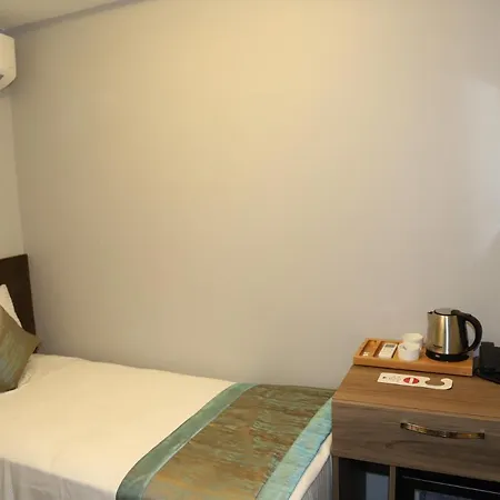 Hotel Grand Kavi Estambul
