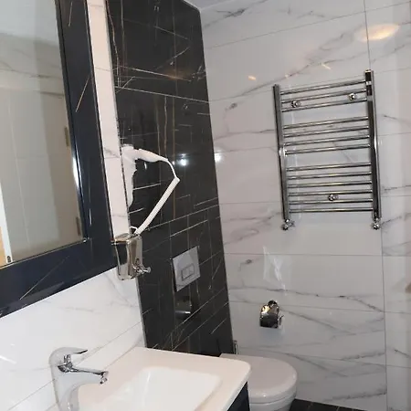 Hotel Grand Kavi 3*